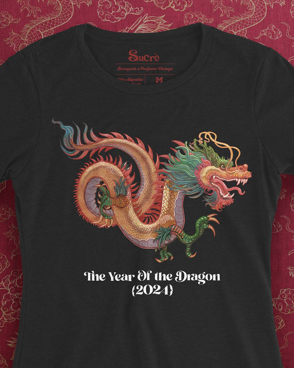 CAMISETA FEMININA SLIM FIT - THE YEAR OF THE DRAGON II Camiseta BeSucrè   